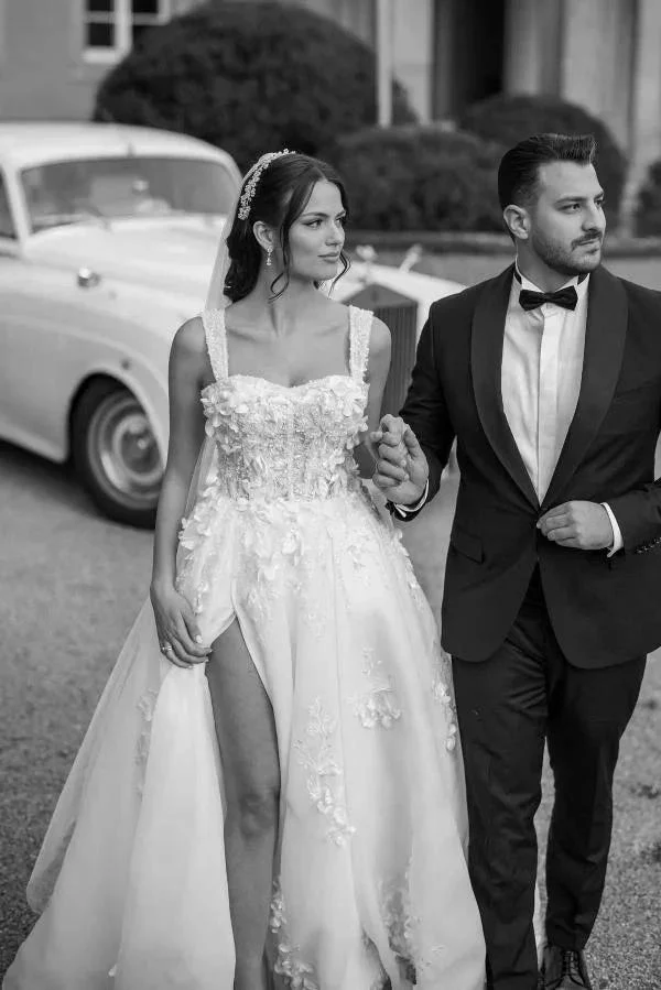 Beautiful Long A-line Split Front Sleeveless Wedding Dresses with Lace - Image 6