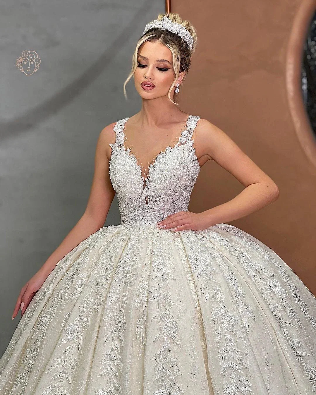 Beautiful Long Ball Gown Spaghetti Strap Lace Wedding Dress - Image 2