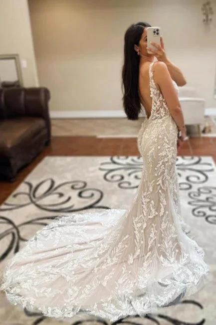 Beautiful Long Ivory Mermaid V-neck Sleeveless Lace Backless Wedding Dress - Image 2