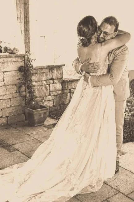 Beautiful Long White A-line V-neck Sleeveless Wedding Dress with Lace - Image 4
