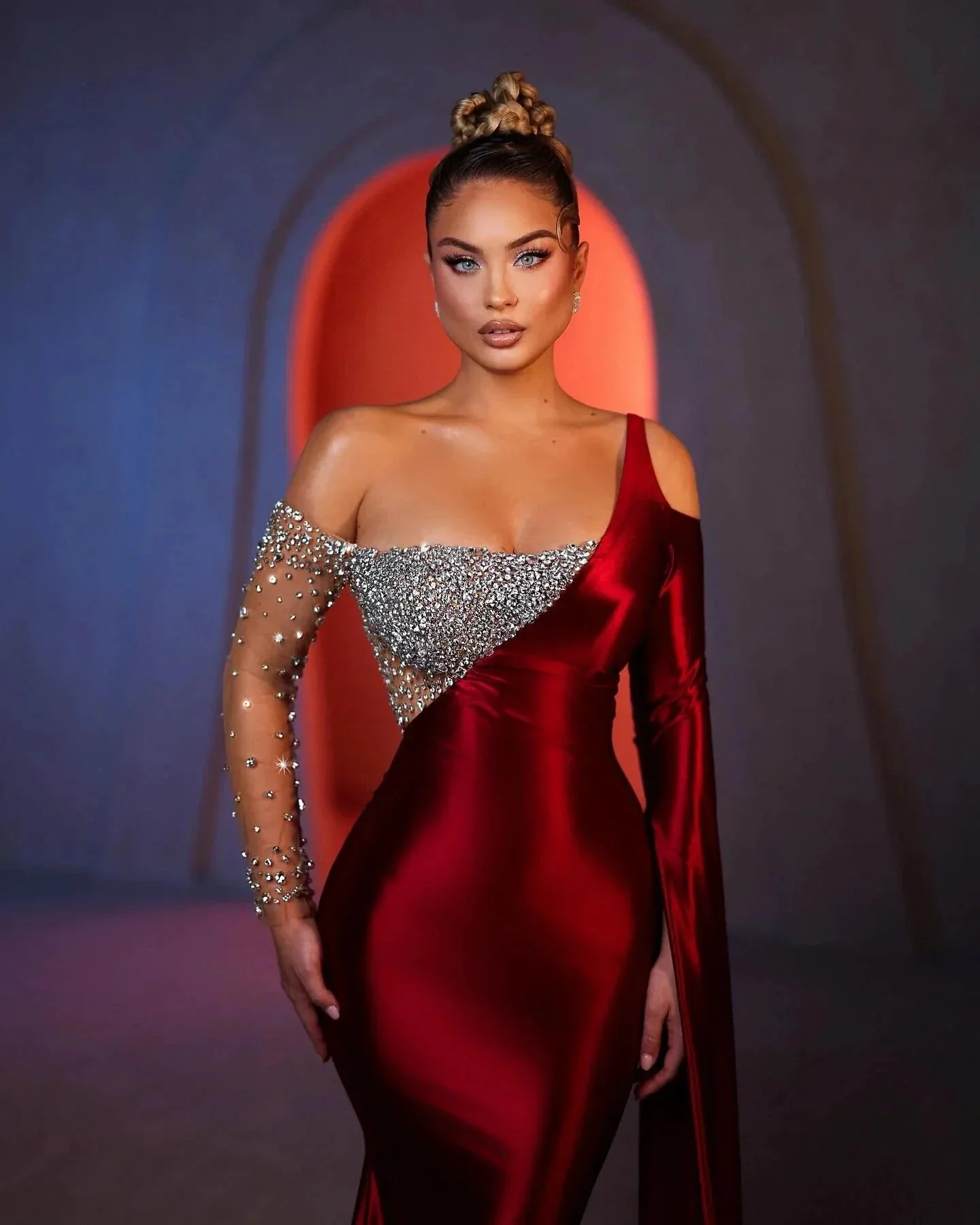 Beautiful Mermaid One Shoulder Long Sleeve Rhinestone Satin Chiffon Prom Dresses - Image 2