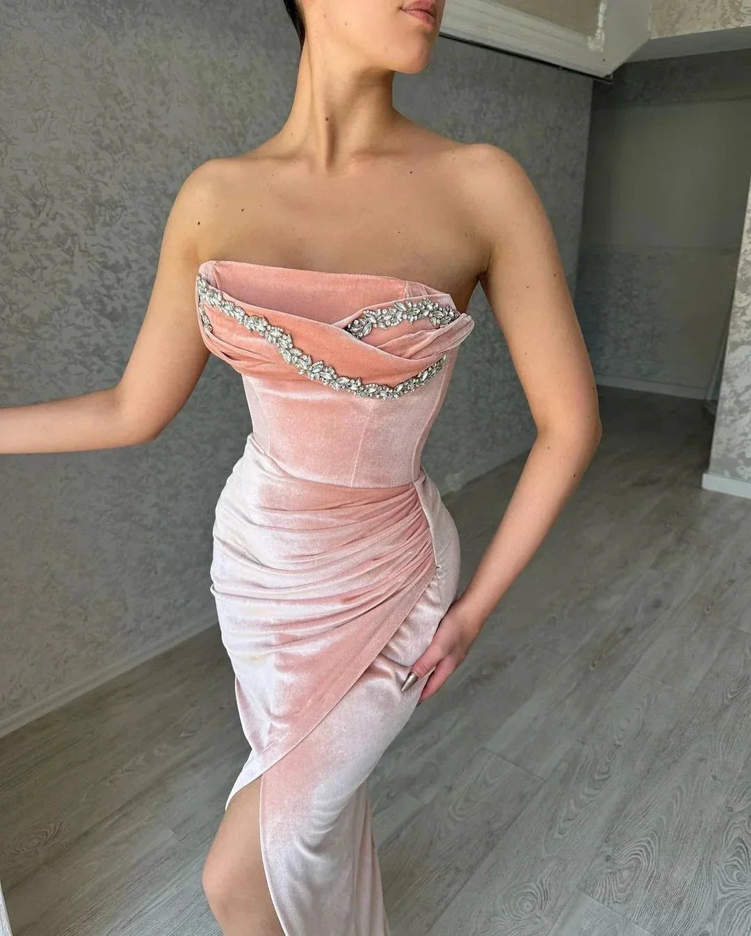 Beautiful Mermaid Sexy Sleeveless Crystal Prom Dress With Slit - Image 2