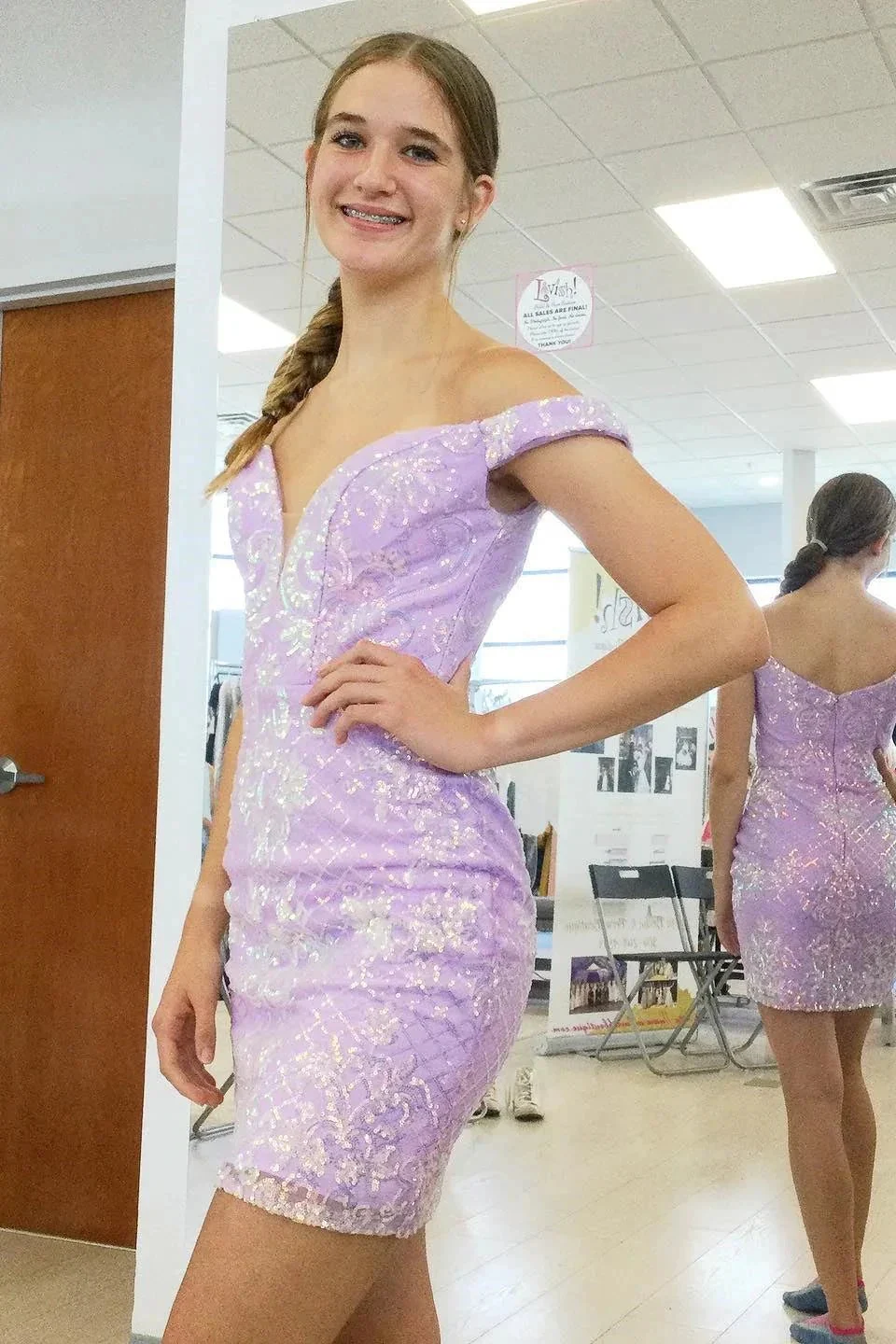 Beautiful Off-the-shoulder Lilac V-neck Homecoming Dress With Lace - Image 2