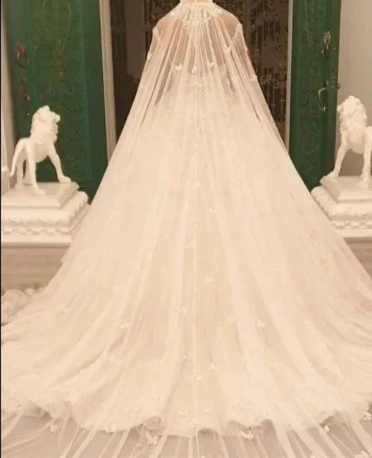 Beautiful Princess A-line Jewels Lace Wedding Dresses With Long Sleeves - Image 3