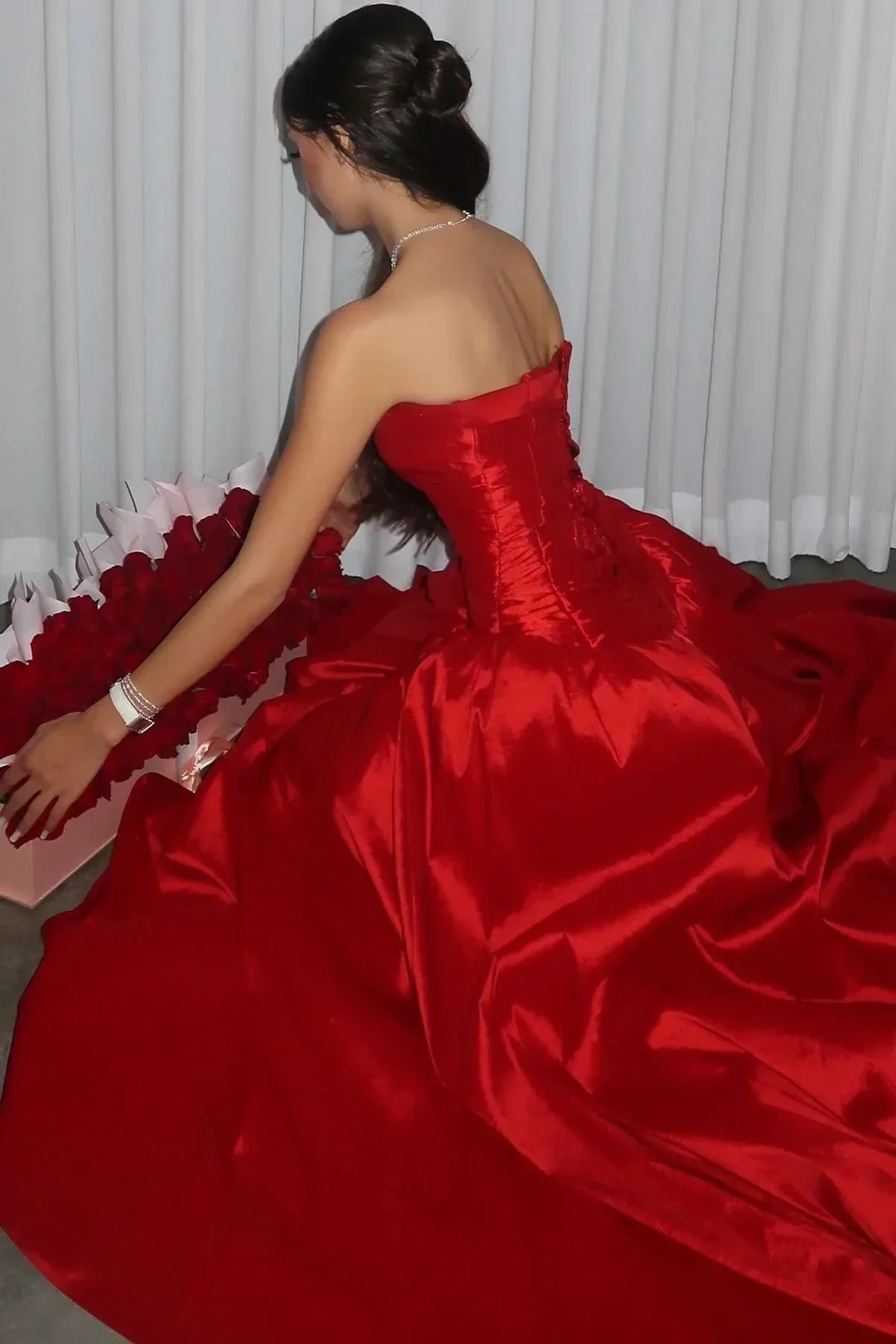 Beautiful Red Strapless Slit Party Evening Dress Formal Satin A Line Prom Dress Y8170 - Image 3