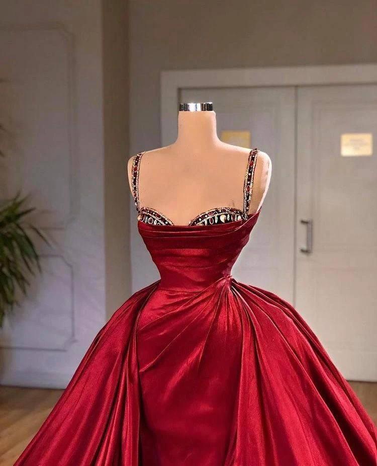 Beautiful Spaghetti Strap Sleeveless Prom Dress With Train - Image 2
