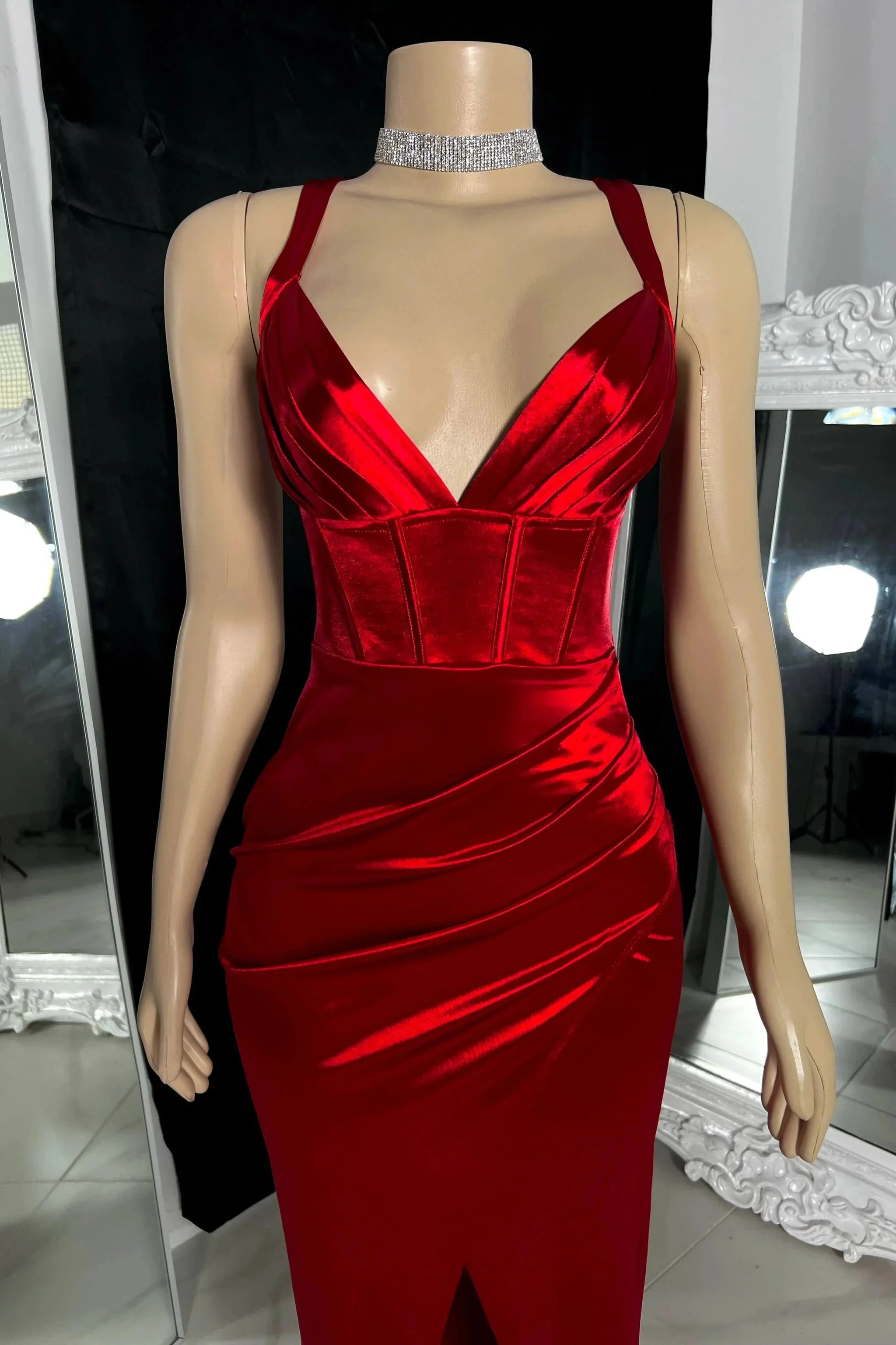 Beautiful Spaghetti Strap V-neck Split Front Mermaid Prom Dress - Image 2