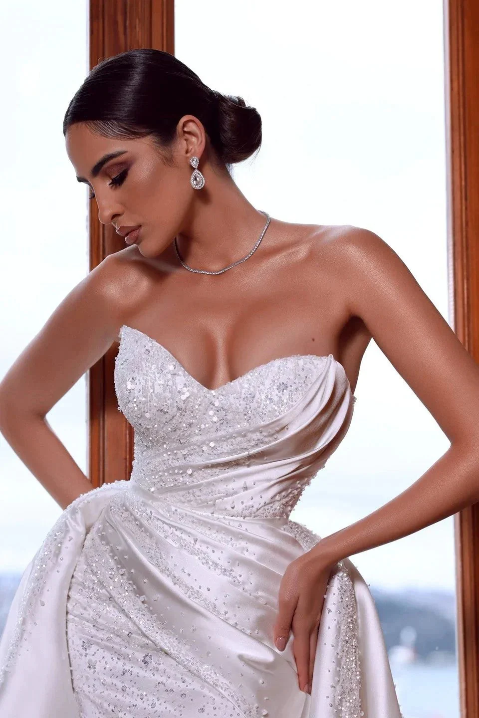 Beautiful White Sweetheart Beading Sleeveless Wedding Dress With Detachable Train - Image 3
