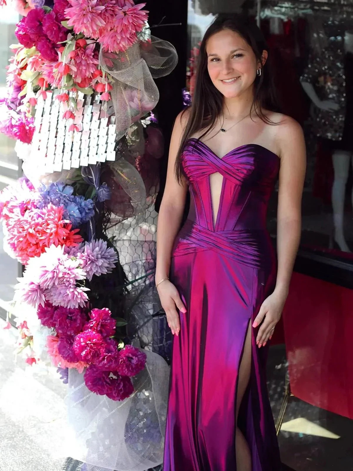 Bencelina | Mermaid Sweetheart Green Metallic Long Prom Dress with Slit - Image 4