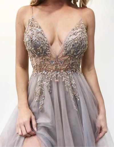 Best Long A-line V-neck Sleeveless Tulle Prom Dress with Slit - Image 7