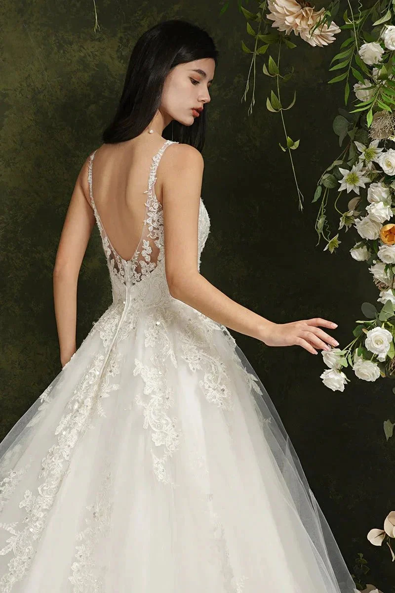 Biztunnel Long A-line V-neck Tulle Lace Backless Wedding Dresses - Image 10