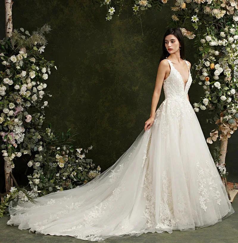 Biztunnel Long A-line V-neck Tulle Lace Backless Wedding Dresses - Image 7