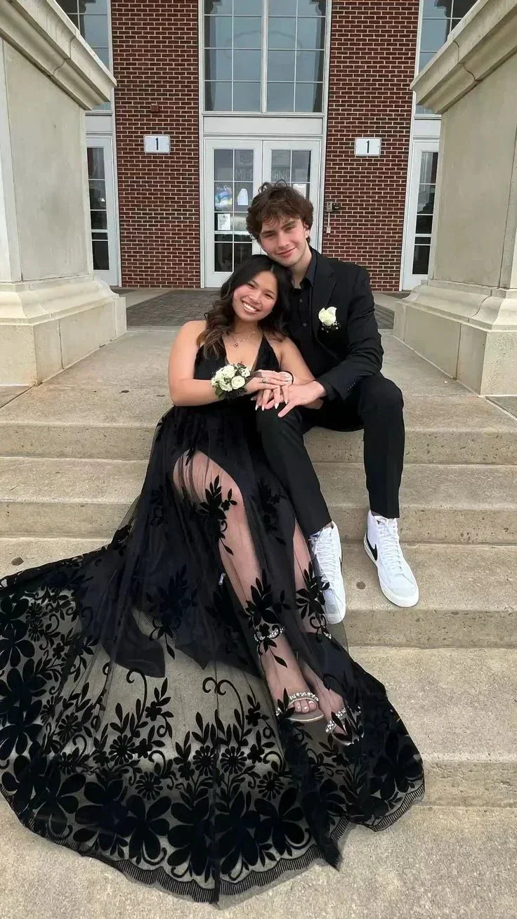 Black A-line V Neck Prom Dress Black Evening Gown Y6517 - Image 2