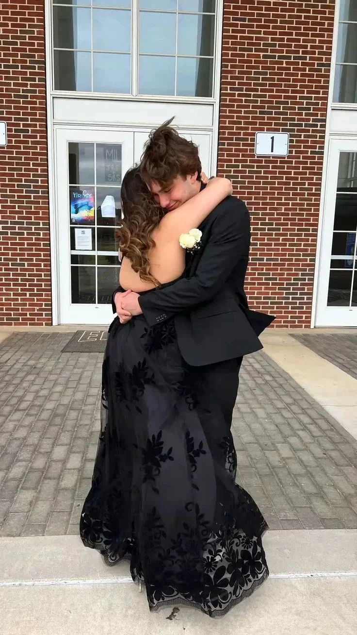 Black A-line V Neck Prom Dress Black Evening Gown Y6517 - Image 3