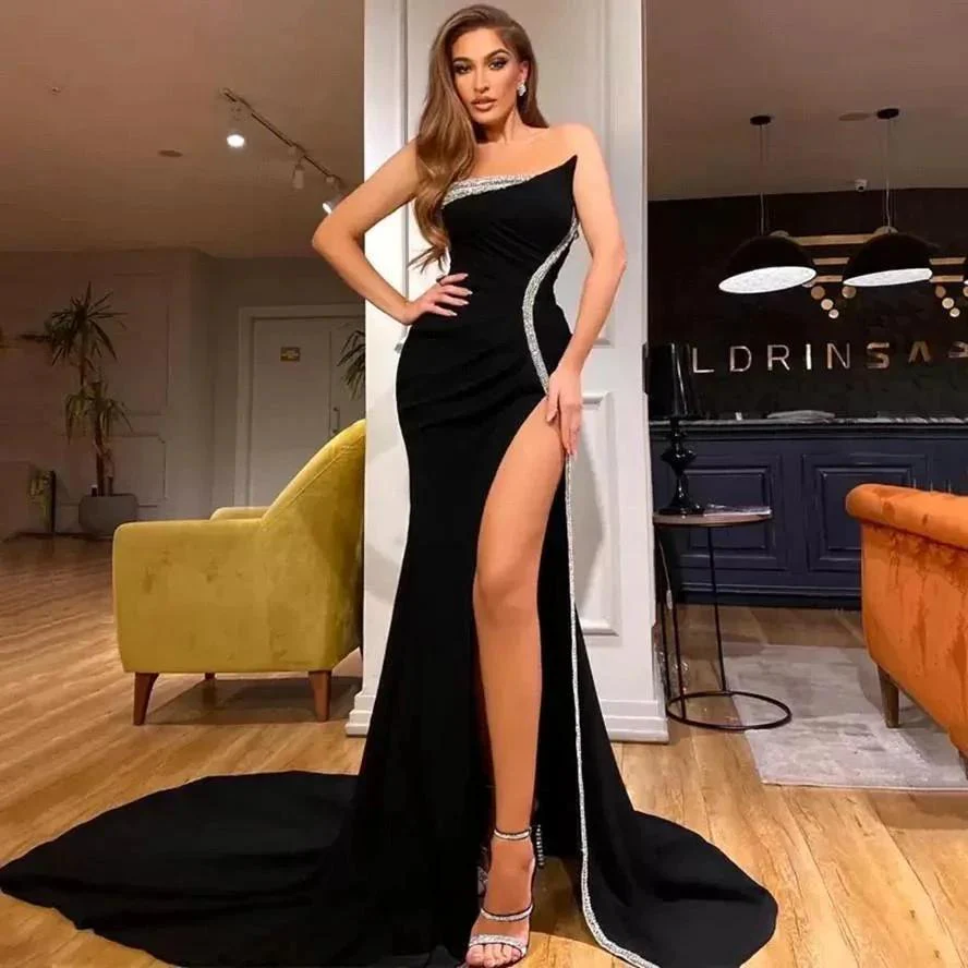 Black Elegant Strapless Sleeveless High Split Sequined Mermaid Evening Dresses - Image 2