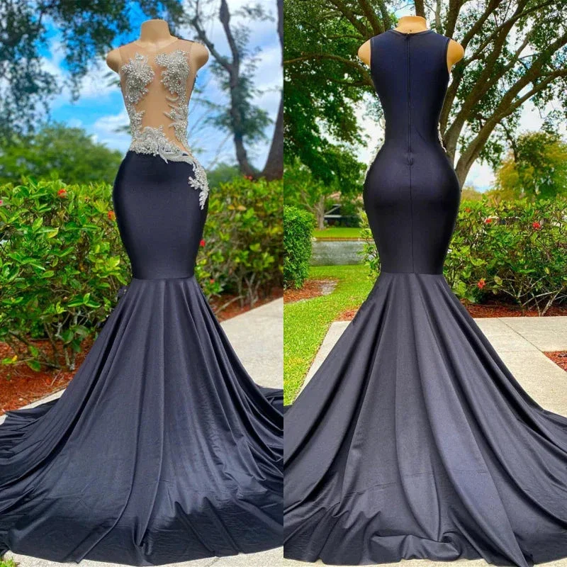 Black Long Sleeveless Strapless Satin Lace Appliques Mermaid Prom Dress - Image 3