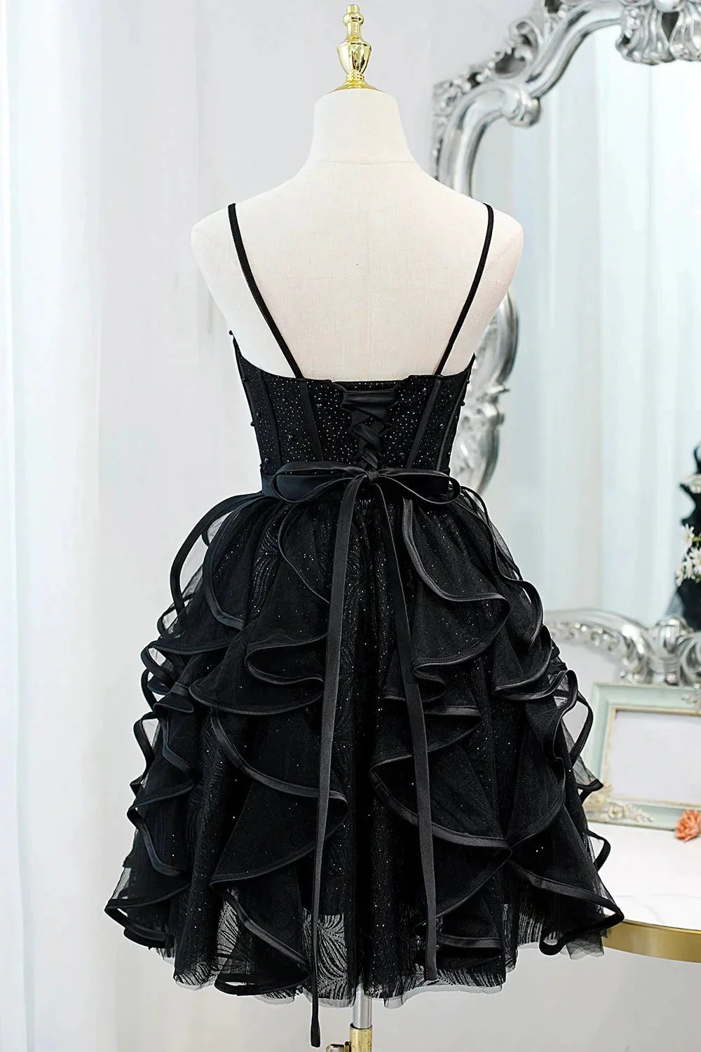 Black Sequins Spaghetti Straps Tulle Short Homecoming Dresses - Image 5