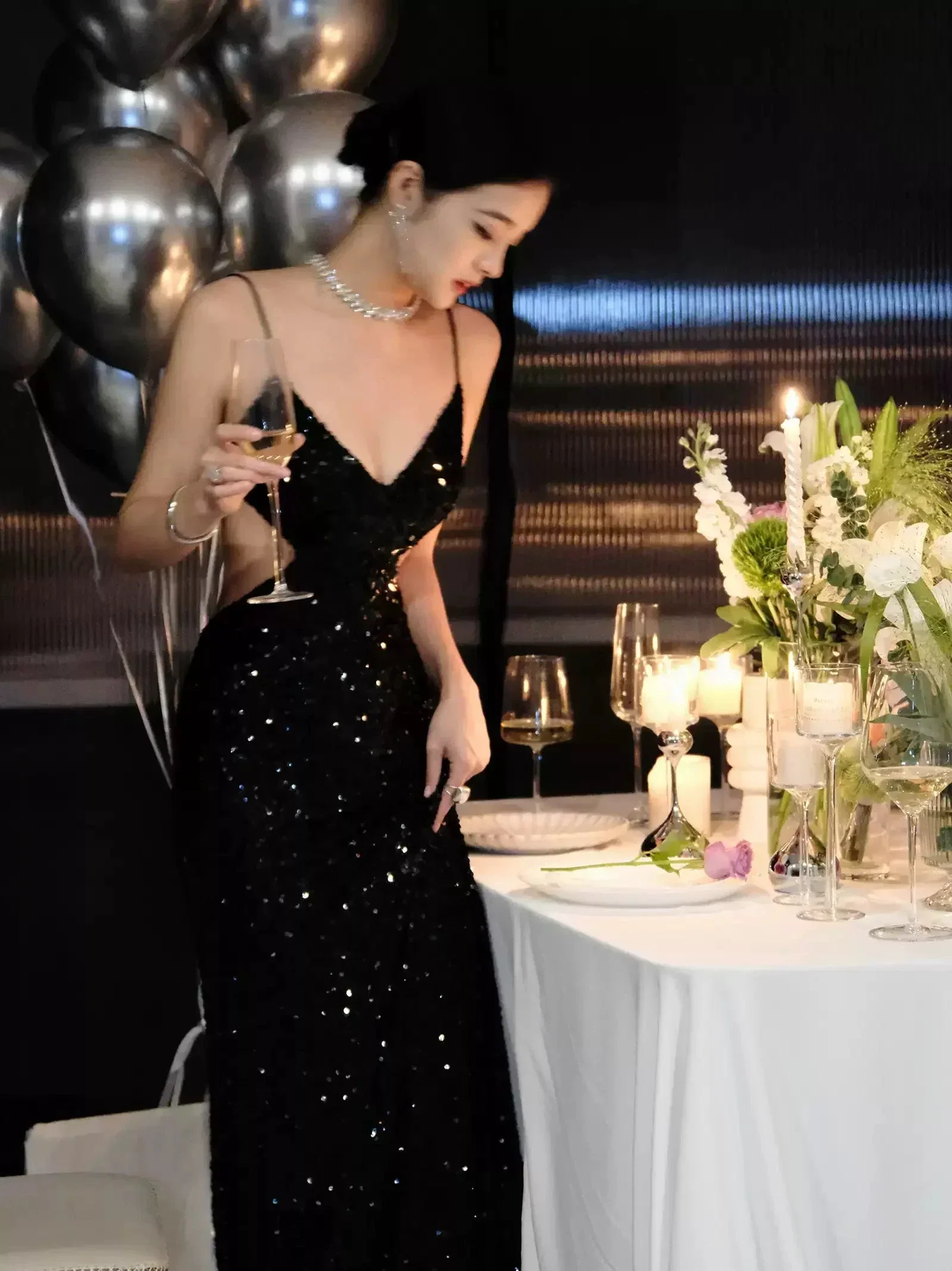 Black Sequins Sparkling Evening Dress Sexy Backless Evening Gown Y1124 - Image 2