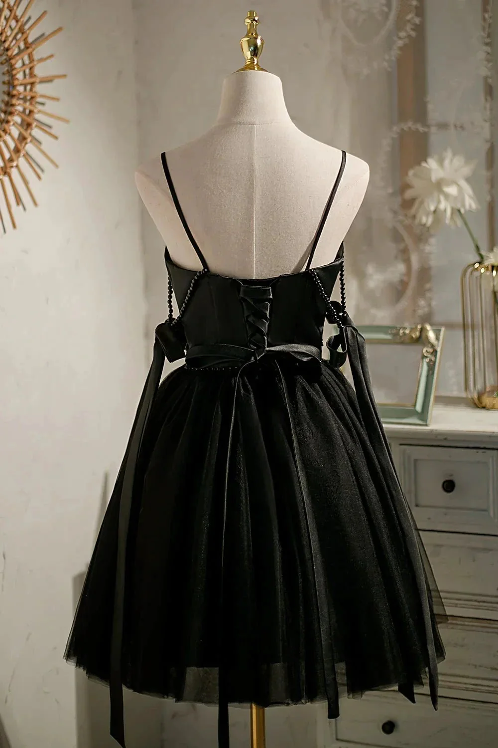 Black Sexy Sleeveless Beading Short Homecoming Dresses - Image 4