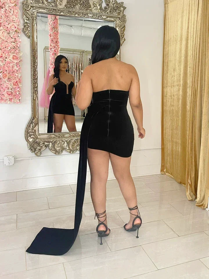 Black Velvet Short Homecoming Dress Zipper Back Y06 - Image 3