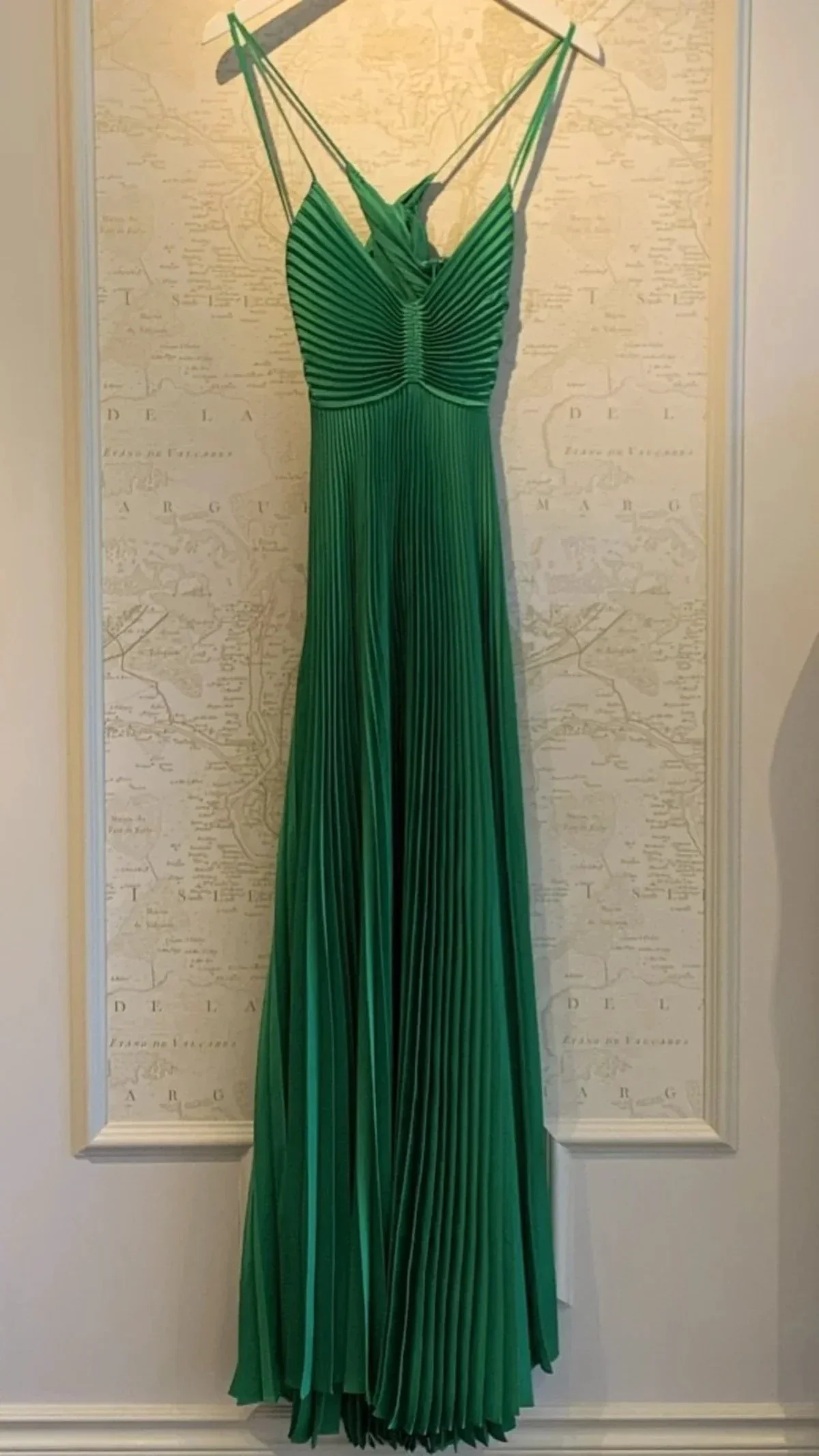 Green Long Pleated Tie Back Evening Dress Y4000 - Image 4
