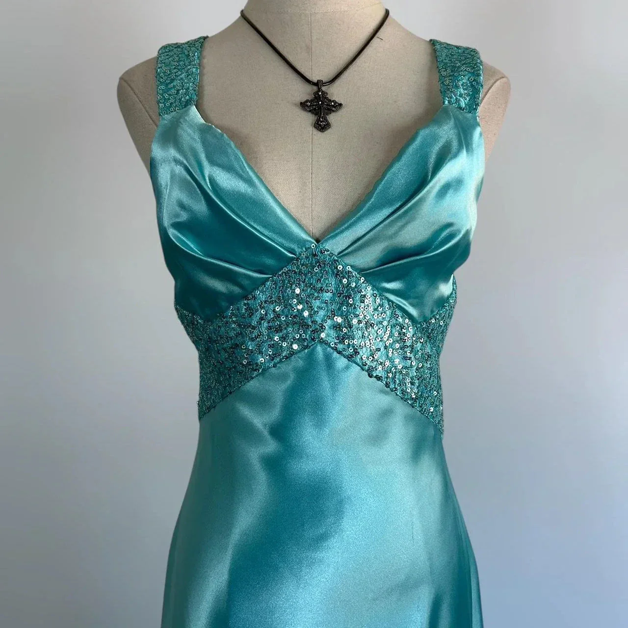 Blue V Neck Satin Sequin Formal Prom Dress Backless Evening Dress Y8548 - Image 3