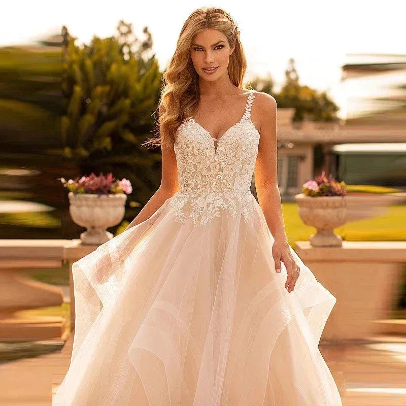 Bohemian Wedding Dresses Sexy Women Elegant Sleeveless Bridal Gowns A-Line Tulle Lace Applique Sexy Backless Robe Vestido - Image 2