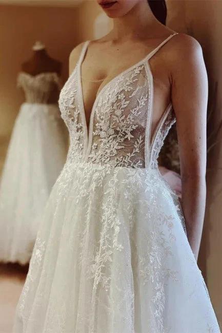Boho A-line V-neck Backless Sleeveless Wedding Dresses With Lace - Image 3