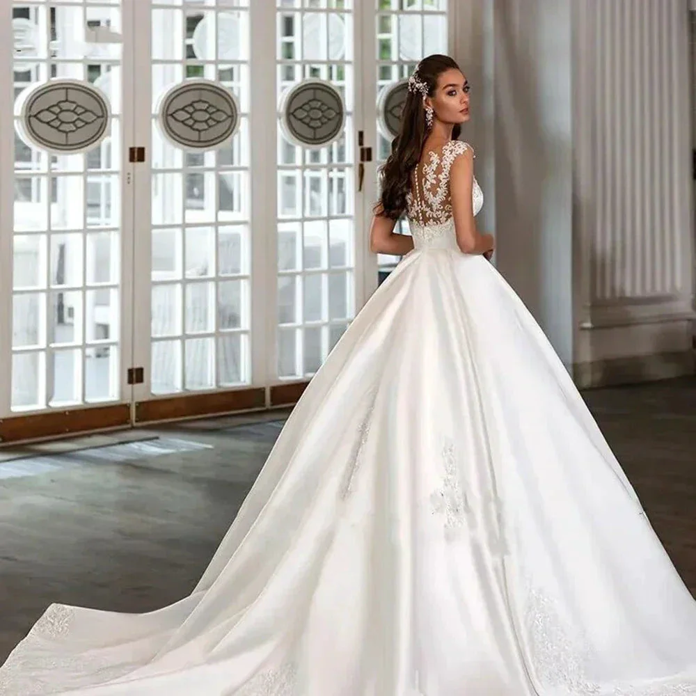 Boho Satin Wedding Dresses A line Lace Appliques Bridal Gowns Elegant V Neck Princess Wedding Party Gowns - Image 3
