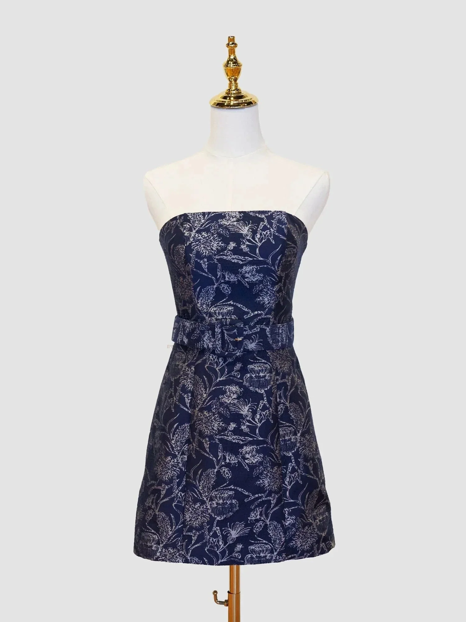 Sheath Strapless Short Homecoming Dress - Image 10