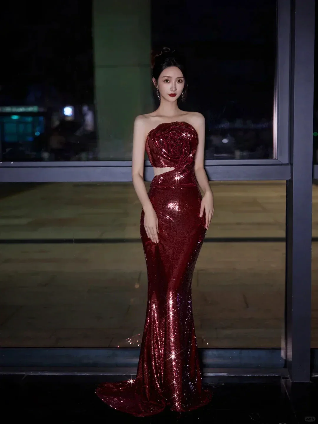 Burgundy Strapless Sequin Rose Flowers Prom Dress Mermaid Long Evening Dress Y8595 - Image 4