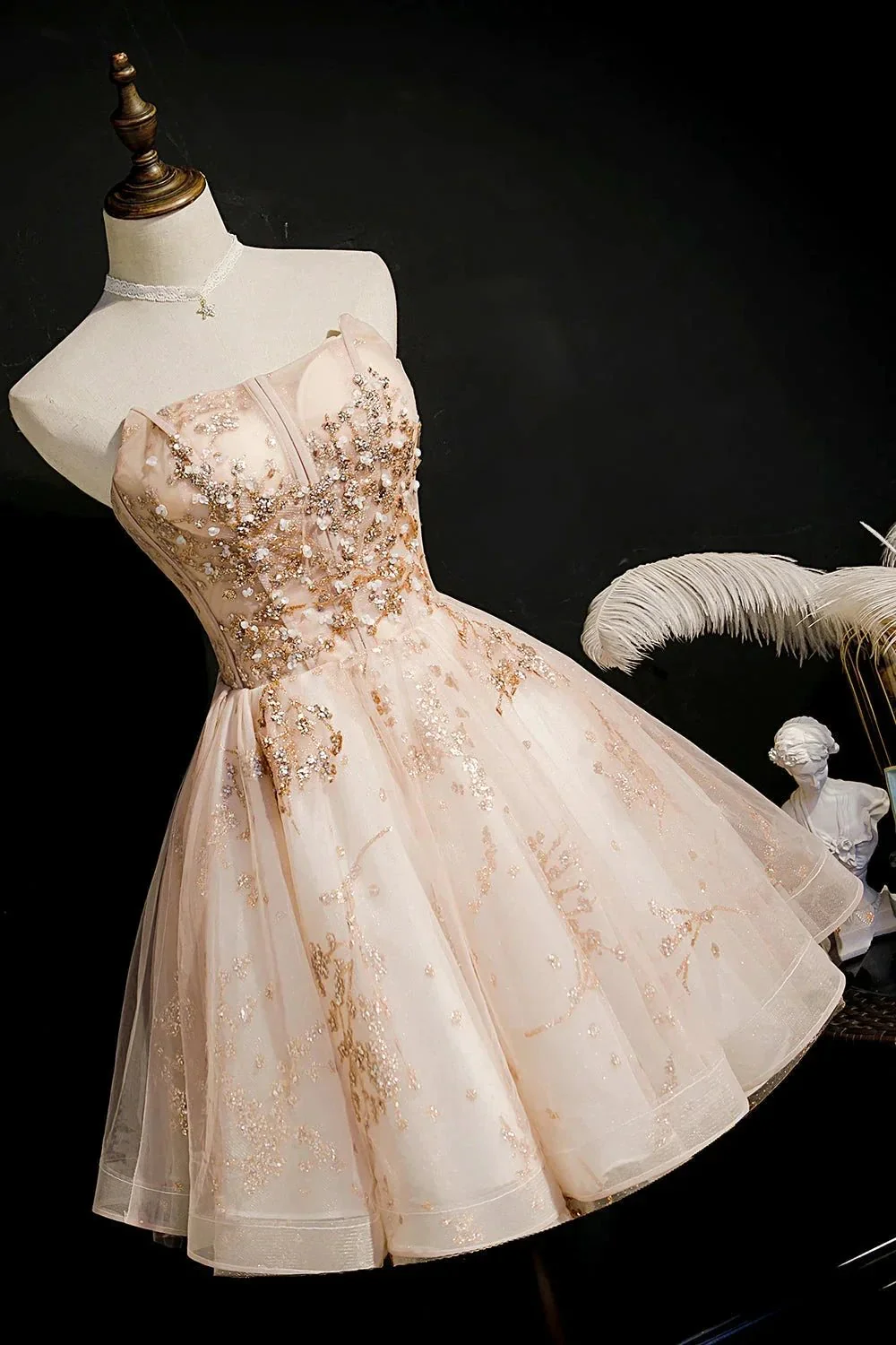 Champagne Strapless Sequins Tulle Short Homecoming Dresses - Image 2