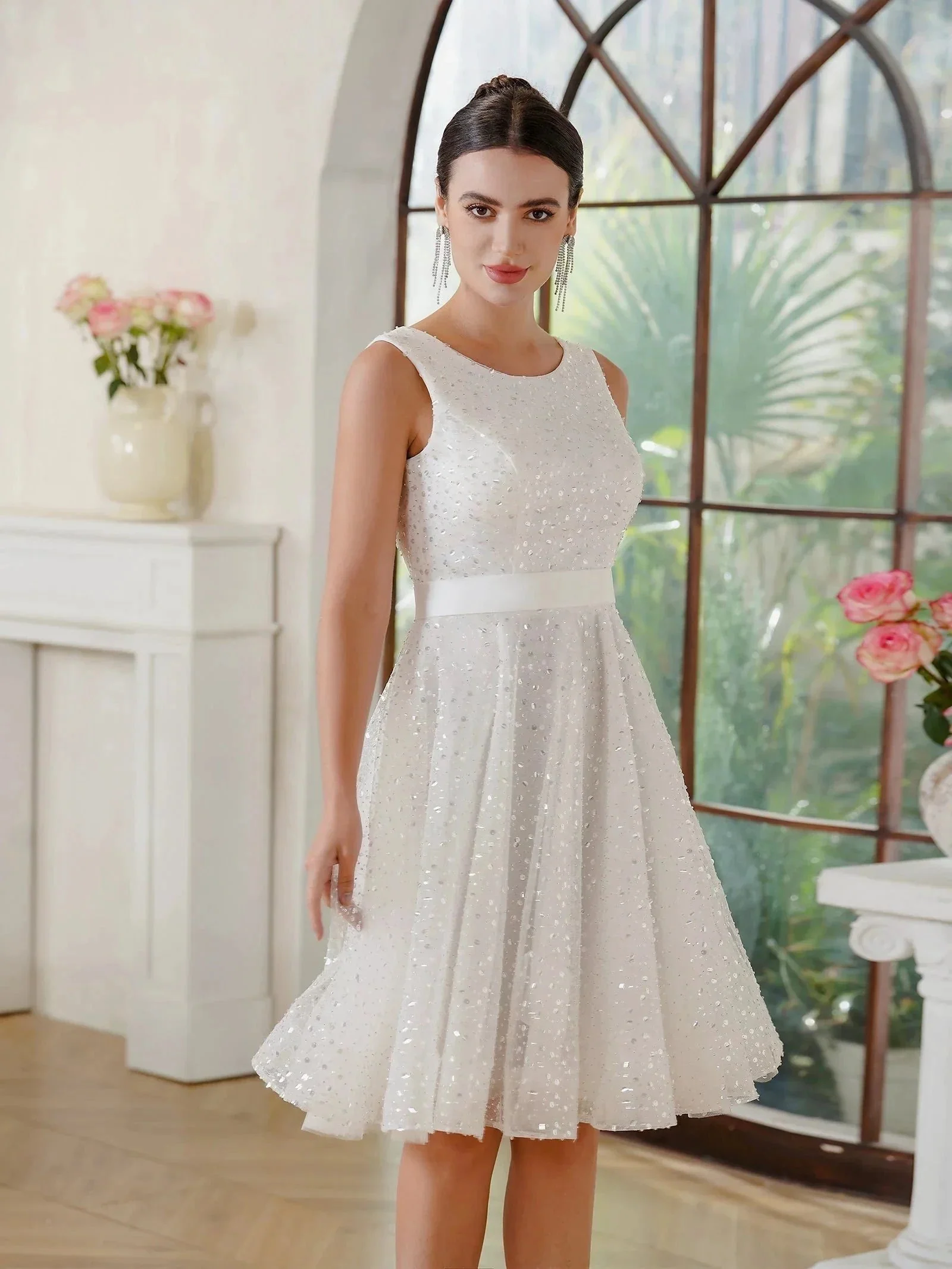Charming A-Line Tulle Polyester Scoop Sleeveless Off White Prom Dresses With Sequined - Image 5