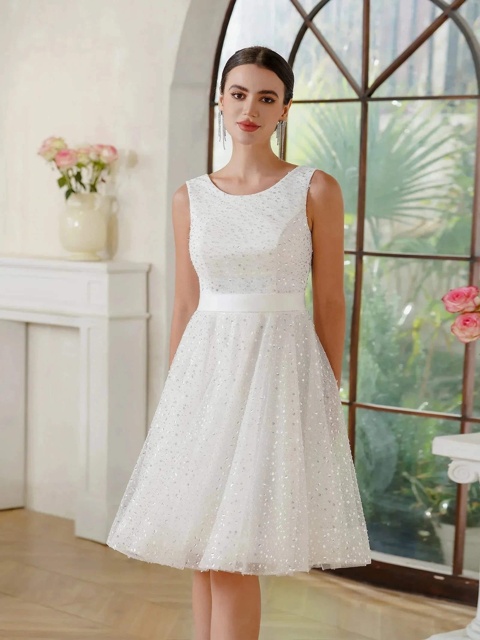 Charming A-Line Tulle Polyester Scoop Sleeveless Off White Prom Dresses With Sequined - Image 6