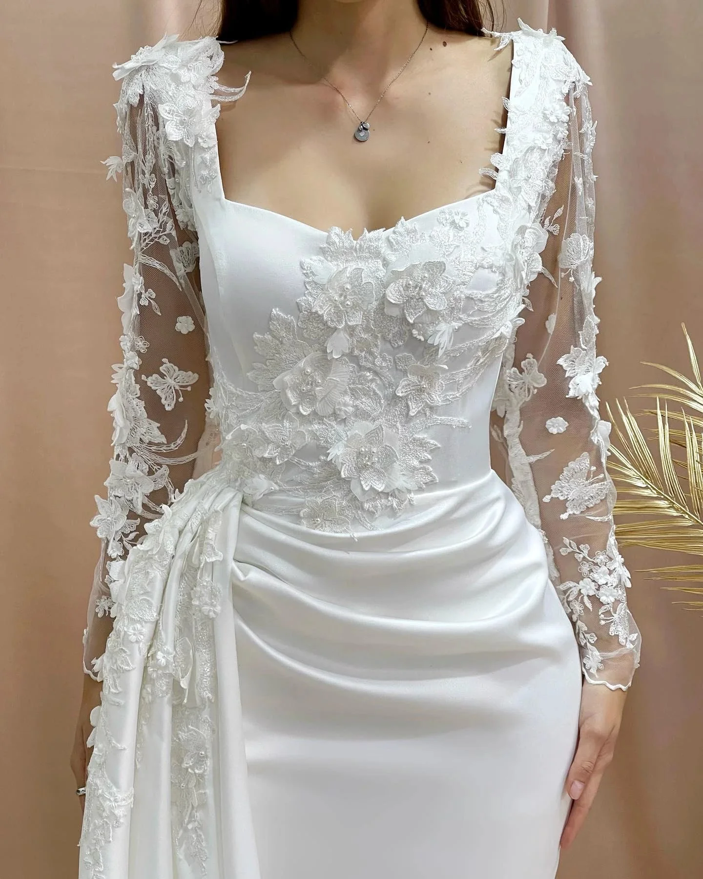 Charming Column Off-the-shoulder Long Sleeve Appliques Satin Lace Wedding Dresses - Image 2