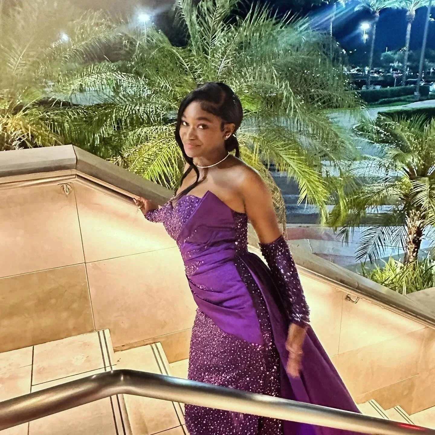 Charming Column Satin Sweetheart Sleeveless Purple Prom Dress With Sequined Train - Image 3