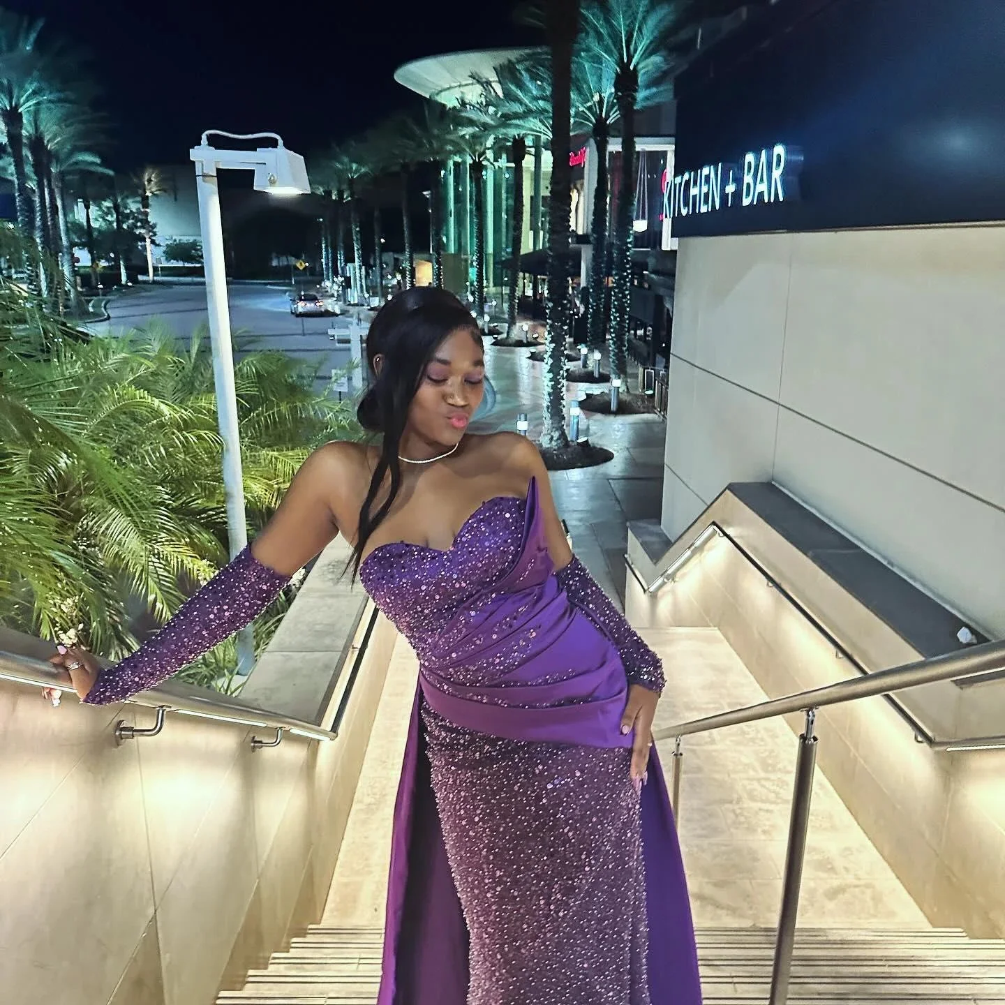 Charming Column Satin Sweetheart Sleeveless Purple Prom Dress With Sequined Train - Image 7