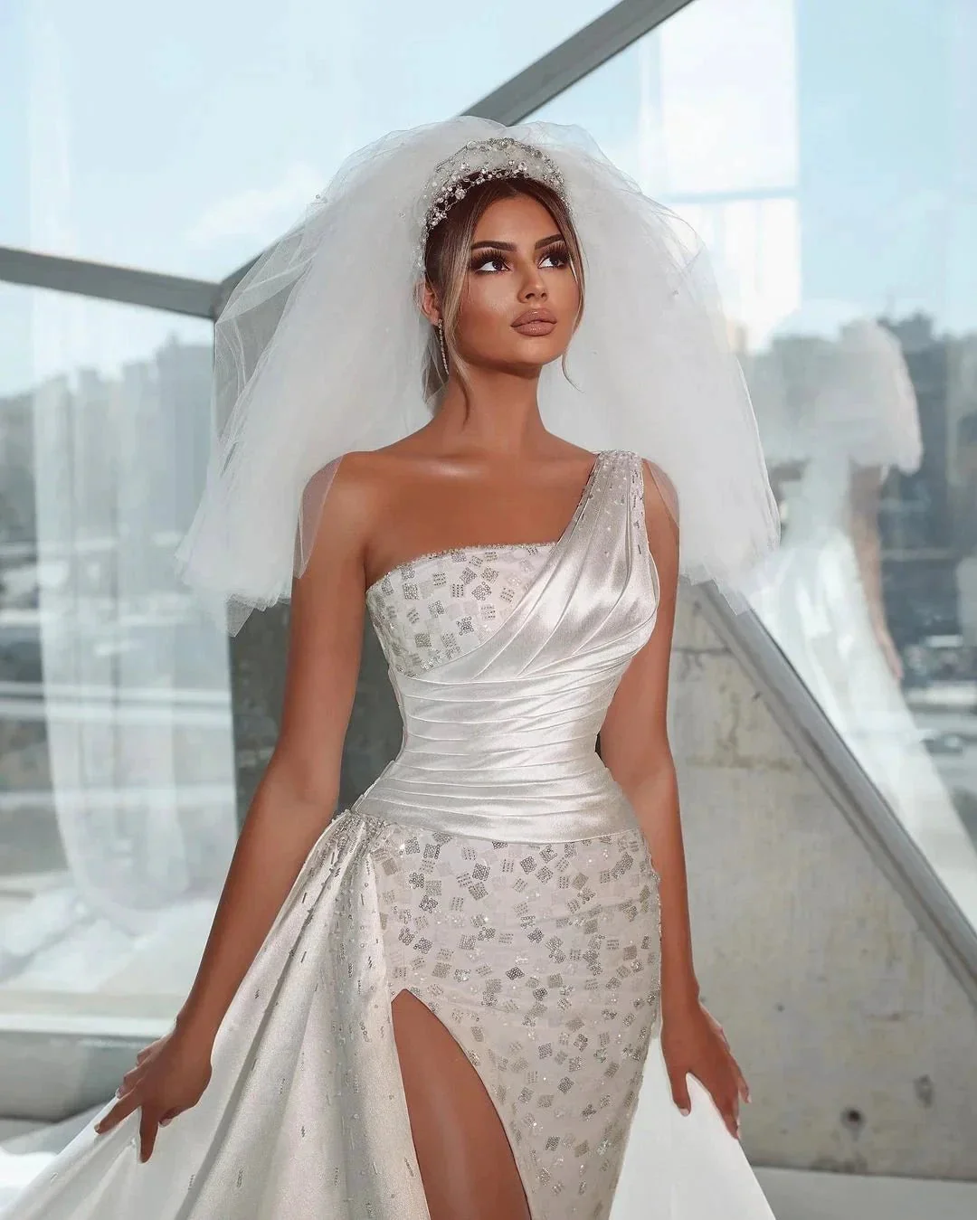Charming Floor Length Sleeveless One-Shoulder Mermaid Wedding Dress with Split - Image 2