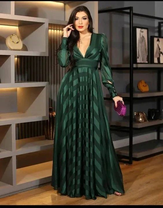 Charming Green Deep V Neck Evening Dress With Long Sleeves Y6283 - Image 2