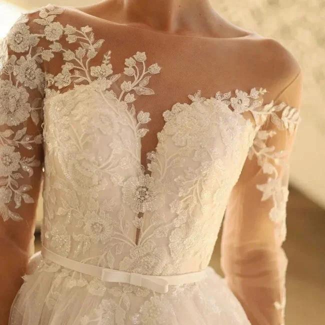 Charming Long A-line Lace Long Sleeves Tulle Wedding Dress - Image 4