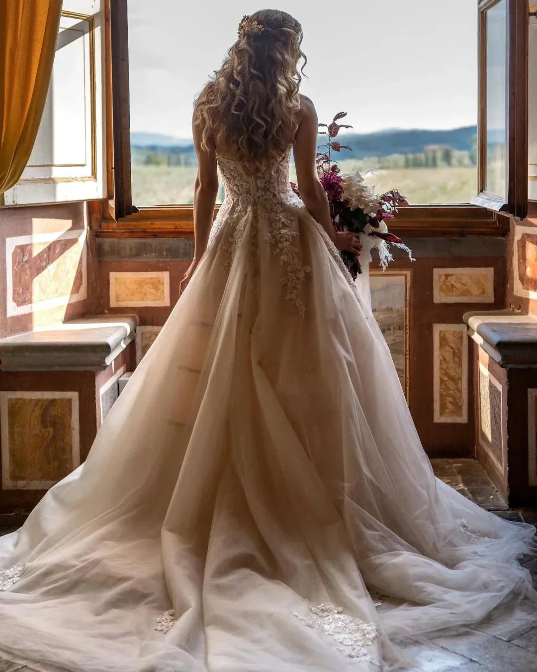 Charming Long A-Line Sweetheart Backless Train Tulle Floral Lace Wedding Dress - Image 2