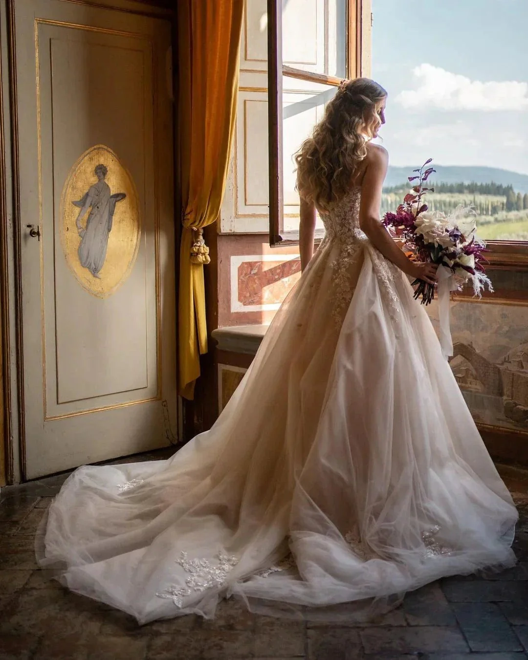 Charming Long A-Line Sweetheart Backless Train Tulle Floral Lace Wedding Dress - Image 3