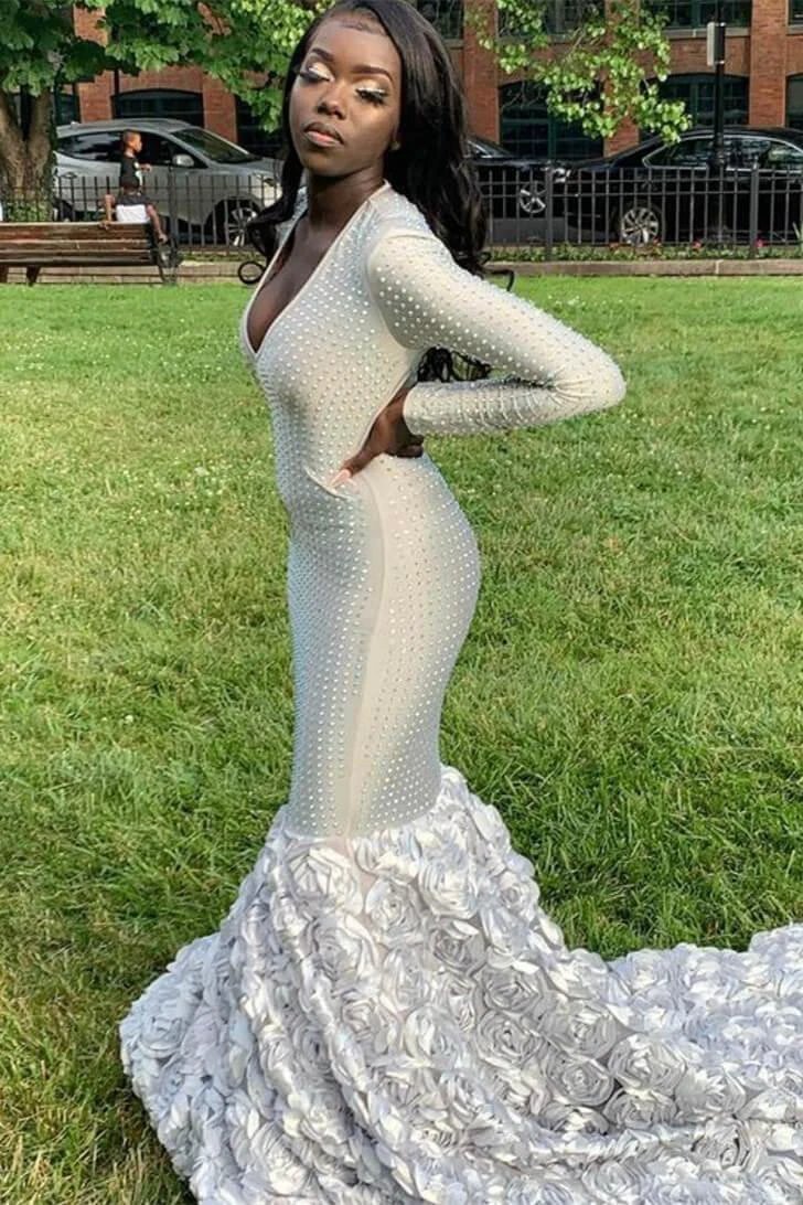 Charming Long Mermaid V-neck Long Sleeves Prom Dress With Beading - Image 2