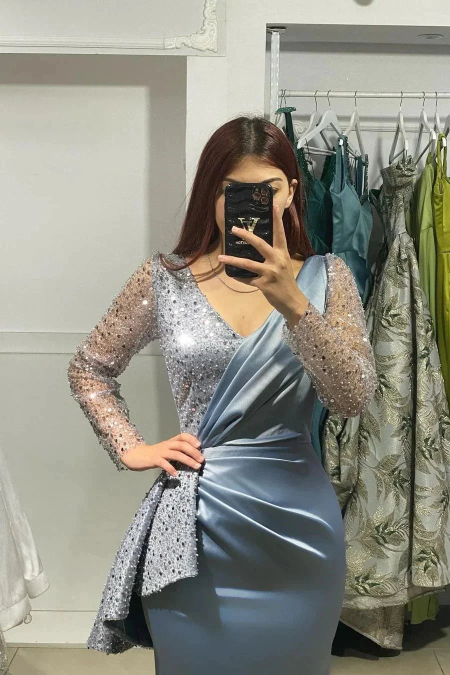 Charming Long V-Neck Long Sleeves Mermaid Prom Dress With Rhinestone - Image 2