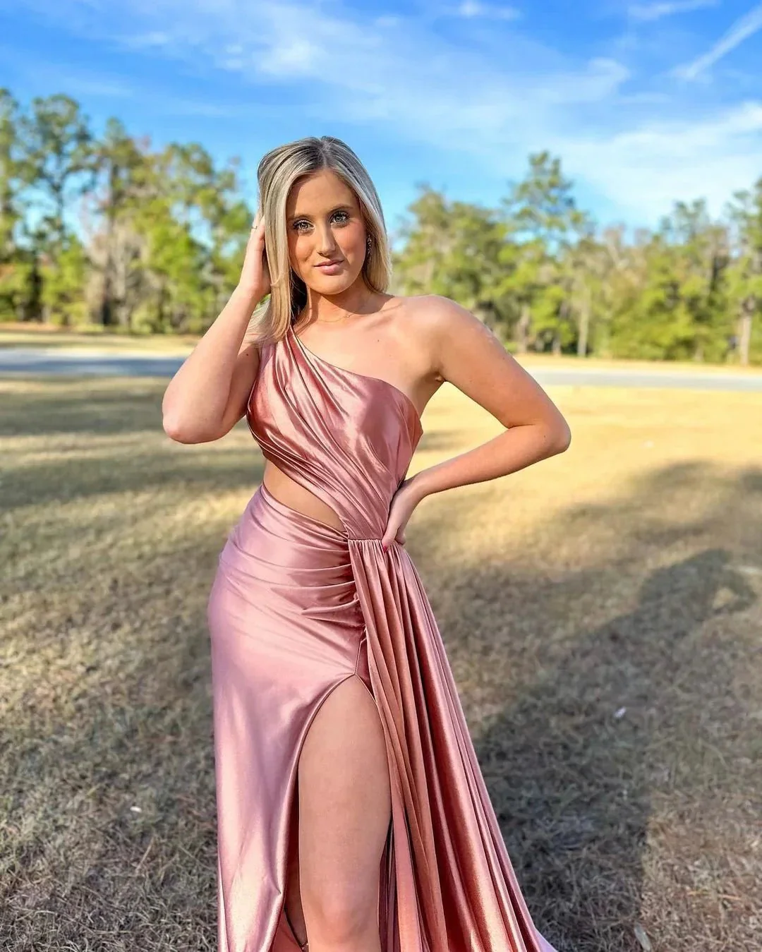 Shannon | Charming Mermaid One Shoulder Satin Prom Dresses with Slit - Image 4