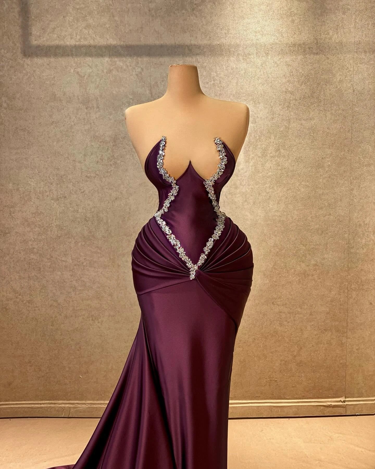 Charming Mermaid Strapless Sleeveless Rhinestone Satin Train Burgundy Long Prom Dress - Image 2