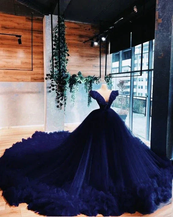 Charming Navy Blue V Neck Ball Gown Sweet 16 Dress Y6562 - Image 2