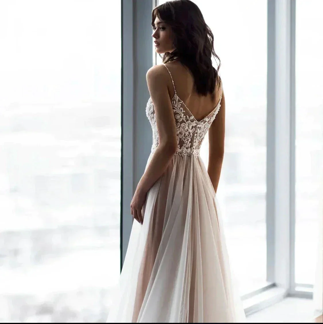 Charming Spaghetti Straps V Neck Wedding Dresses Lace Appliques Backless Tulle A Line Bridal Gowns Sweep Train Robe - Image 2