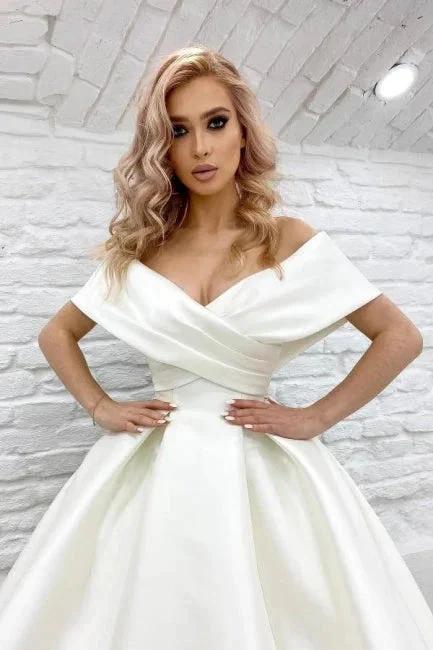 Chic Long A-line Off-the-shoulder Ivory Simple Sleeveless Wedding Dress - Image 3