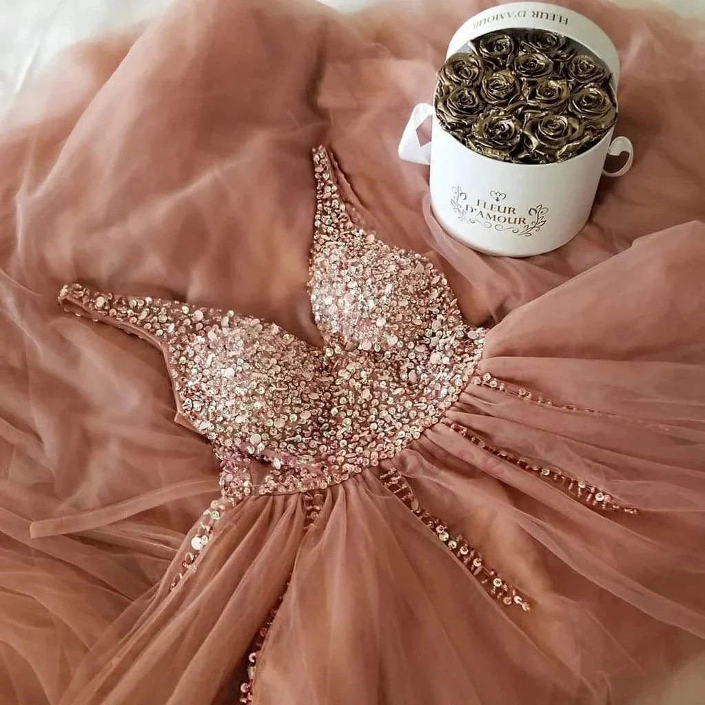 Chic Long A-line Sequined Tulle Backless Prom Dress - Image 3